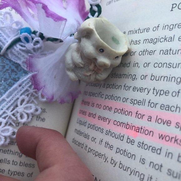 Handmade Bookmark w/ Vintage Bunny Teacup Charm - Picture 4 of 6